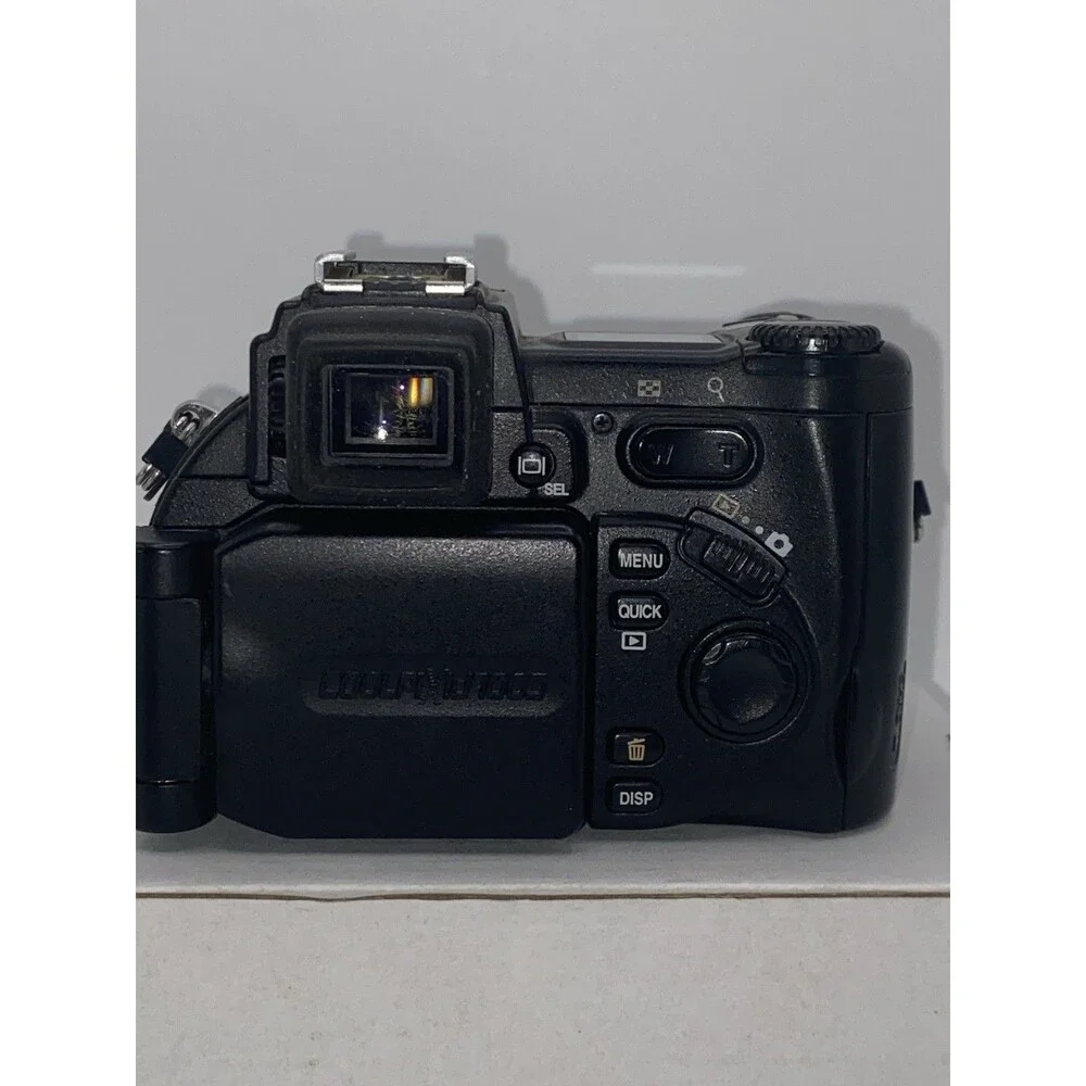 Nikon Coolpix 5700 5MP Digital Camera 8x Optical Zoom Nikkor For Parts Repair